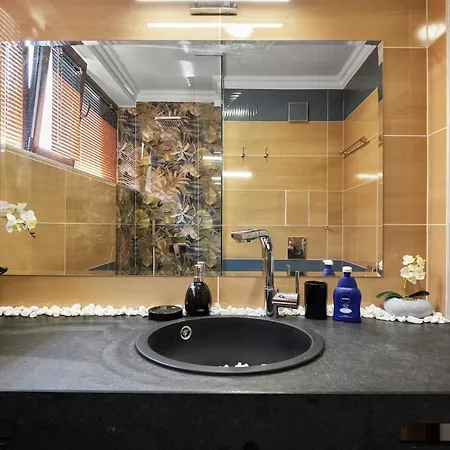 3bd Paradise With A Stunning View With Parking By Flat Mаnаger *